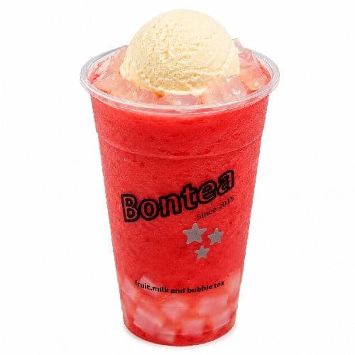 Strawberry w/ Lychee & Ice Cream / 雪糕草莓捞椰冰沙