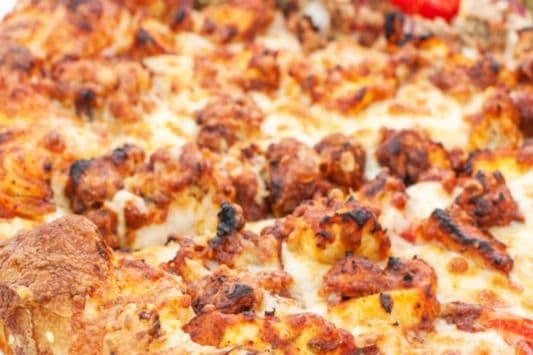 X-Large Butter Chicken Pizza