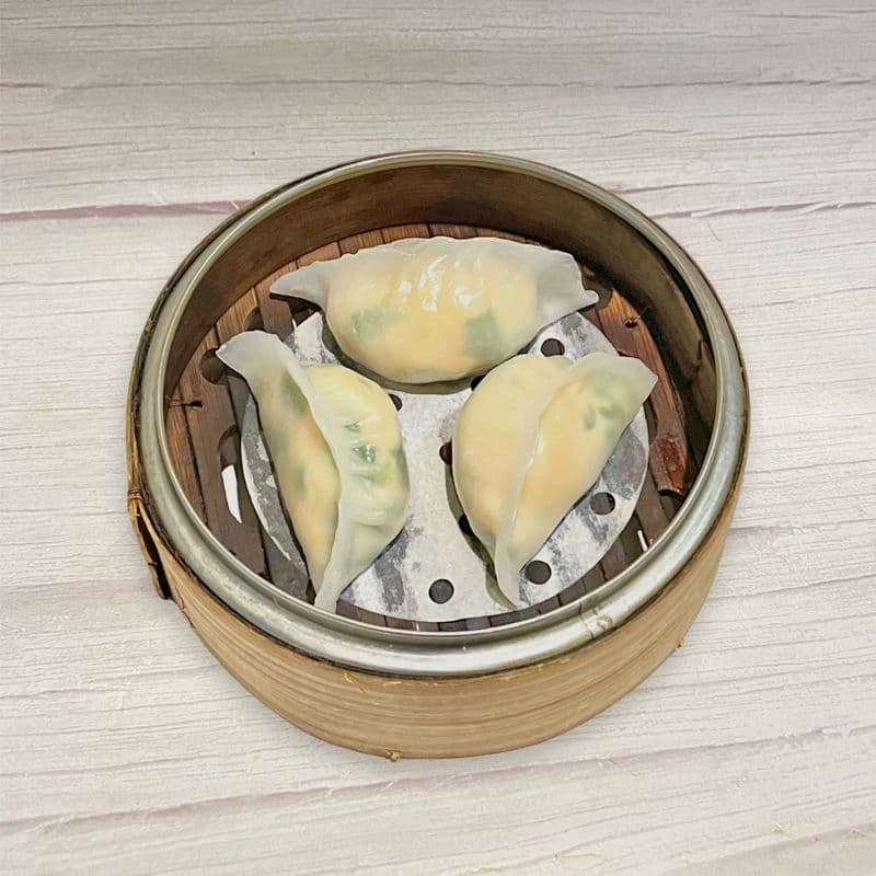 Steamed Prawn & Chive Dumplings / 鮮蝦韭菜餃.