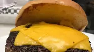 Cheeseburger