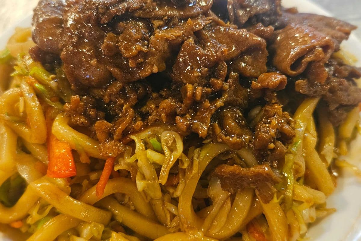 Beef Shanghai Thick Noodles