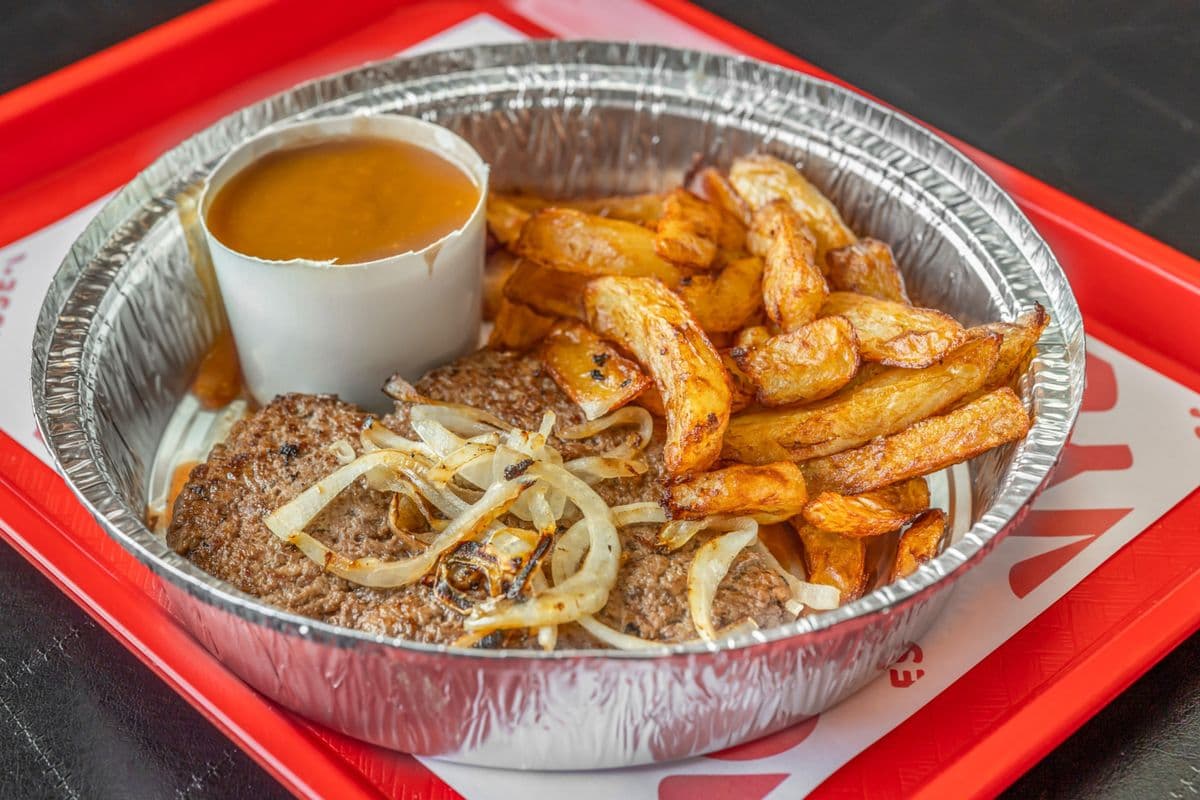 Hamburger steak et frites / Hamburger Steak and Fries