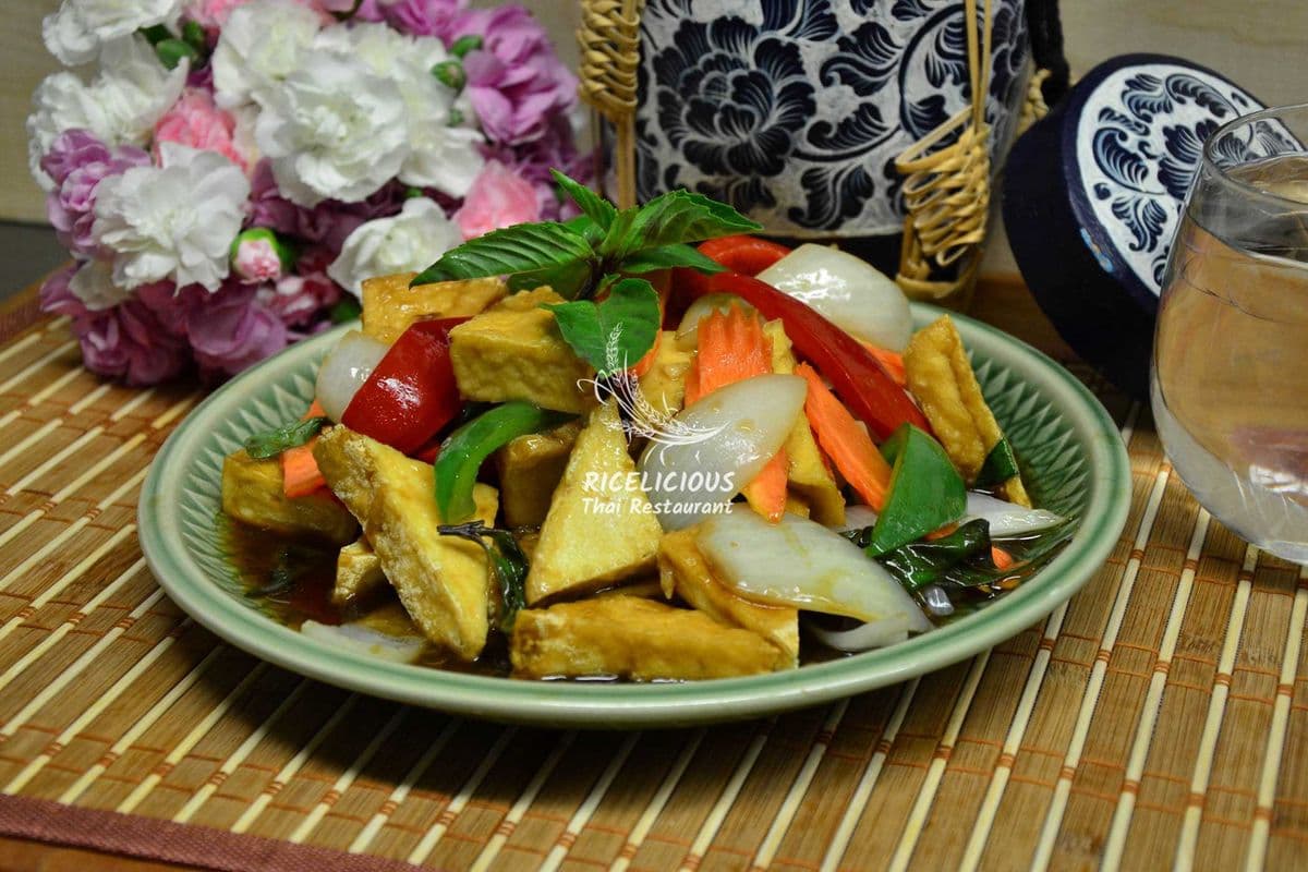 V7. Basil Tofu and Veggies