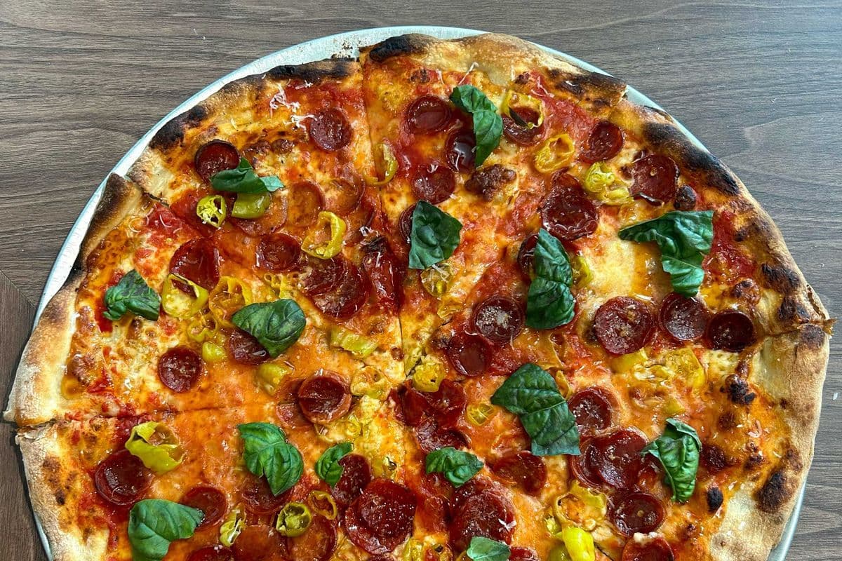 16" Pepperoo Pizza