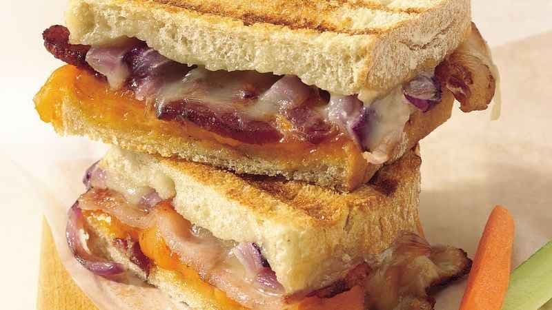 Bacon Grilled Cheese Sandwich