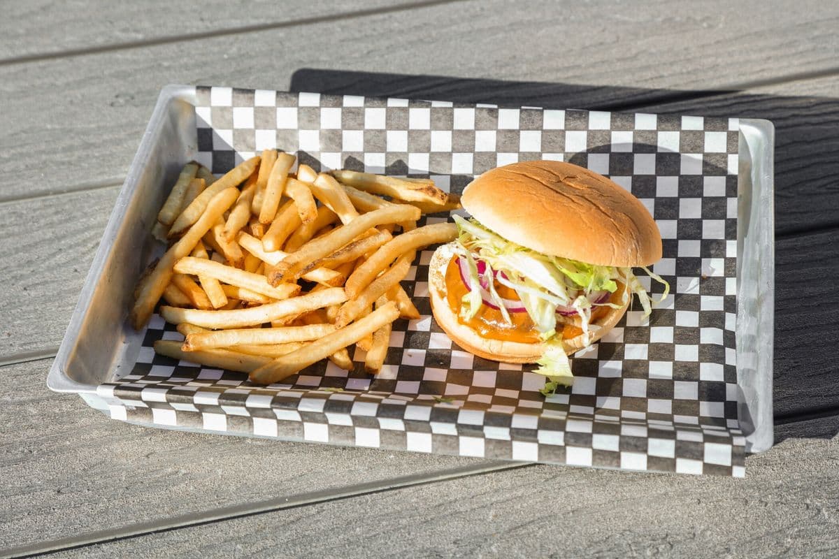 Classic Cheeseburger