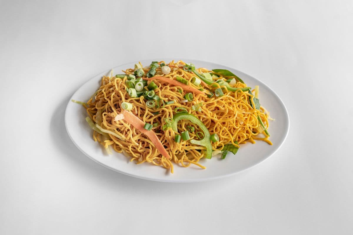 139.Veggies Hakka Noodles