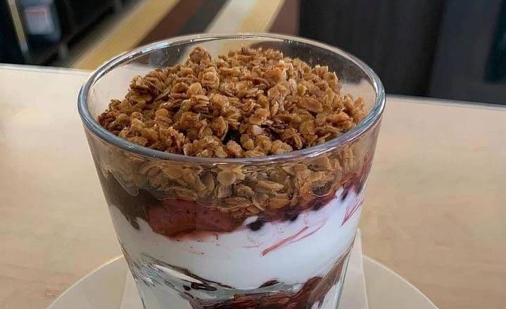 BANANA/MANGO PARFAIT