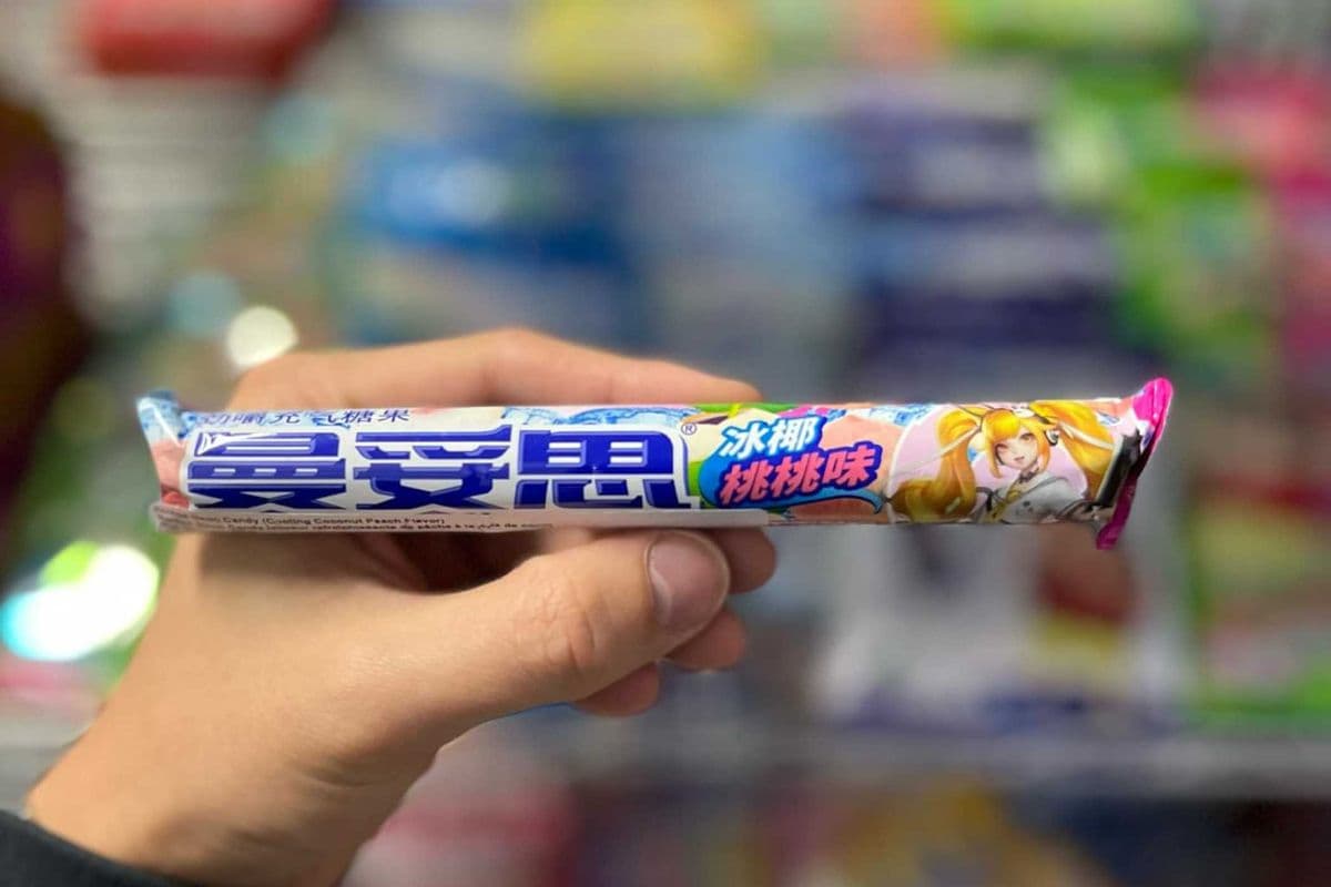 (CHINA) MENTOS NEON RAINBOW CANDY🌈✨ - 37G