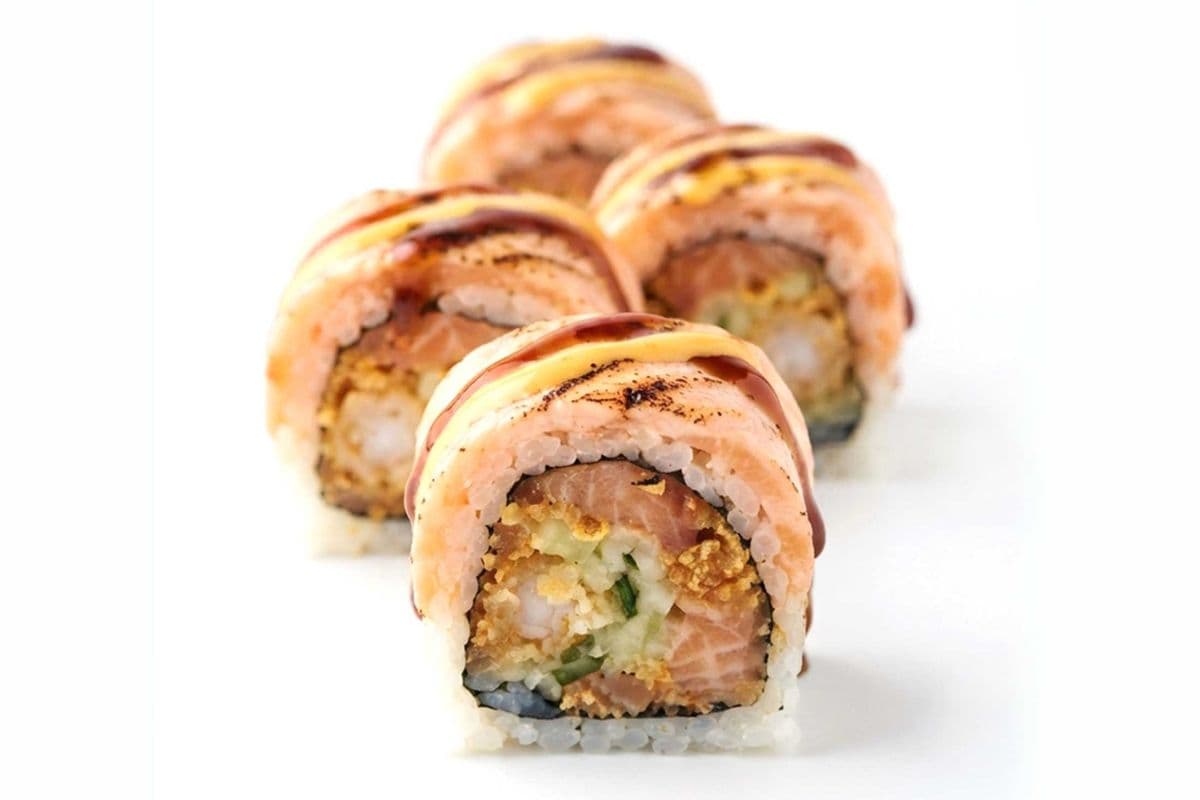 No Mercy SalmonRoll (4 pcs -Half Roll ) 🔥 🌶️