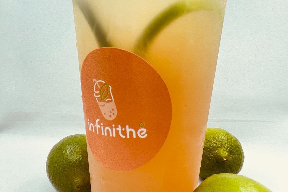 #14. Thé Vert et Noir a la Peche /Peach Lemon Oolong and Jasmine Tea (700mL)