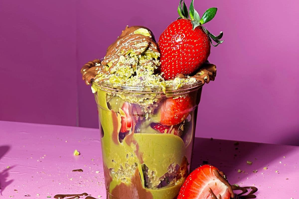 Dubai Chocolate Strawberries