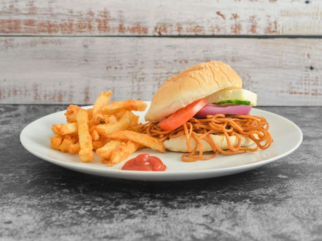 Aloo Tikki Noodle Burger