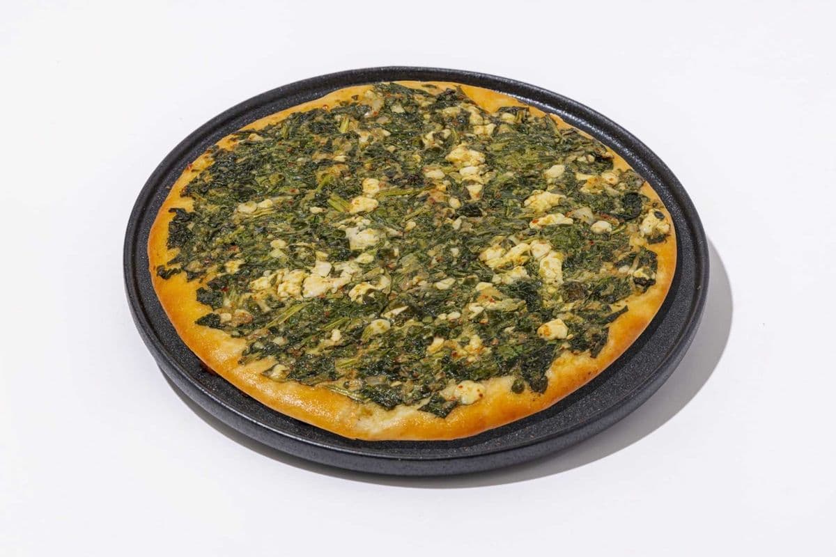 Manouché aux épinards et feta / Manouché with Spinach and Feta