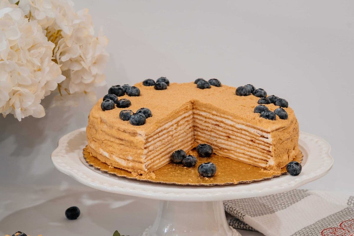 Honey Cake (Whole cake)