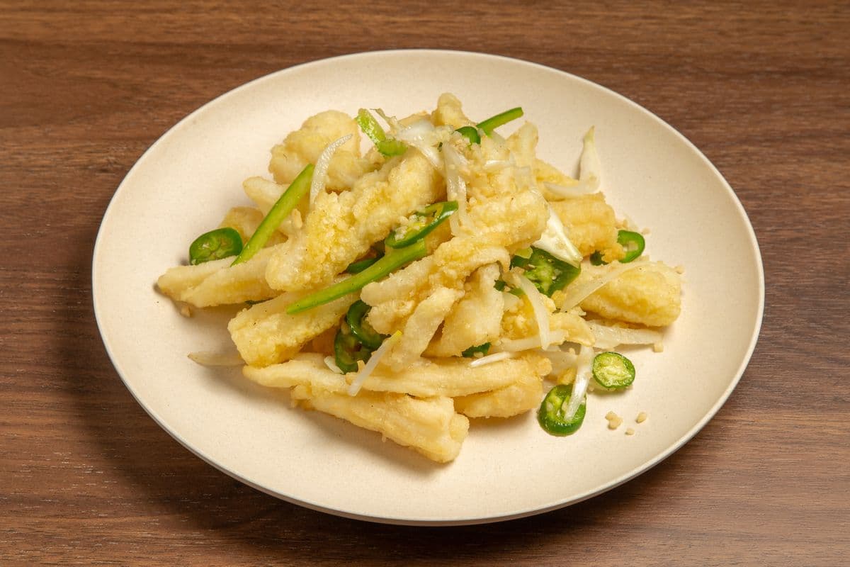 S11: Salt and Pepper Calamari