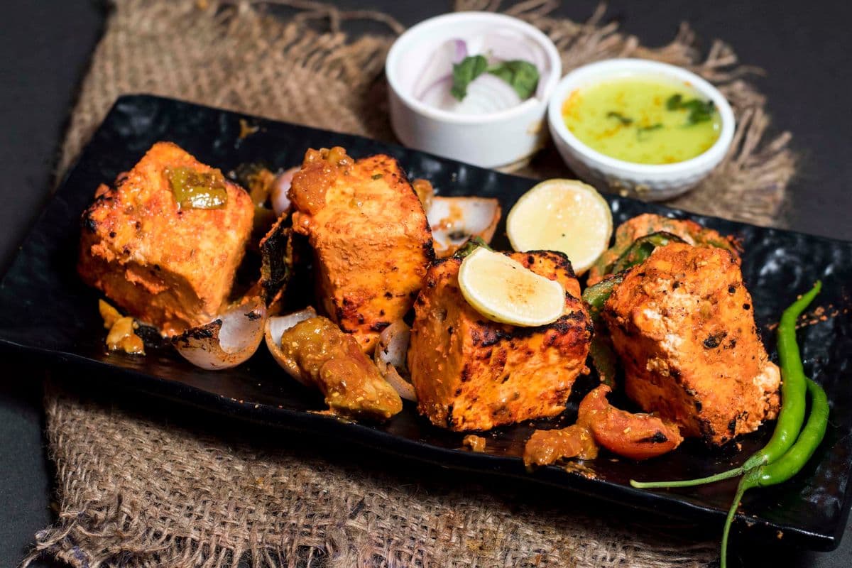 Achari Murgh Tikka