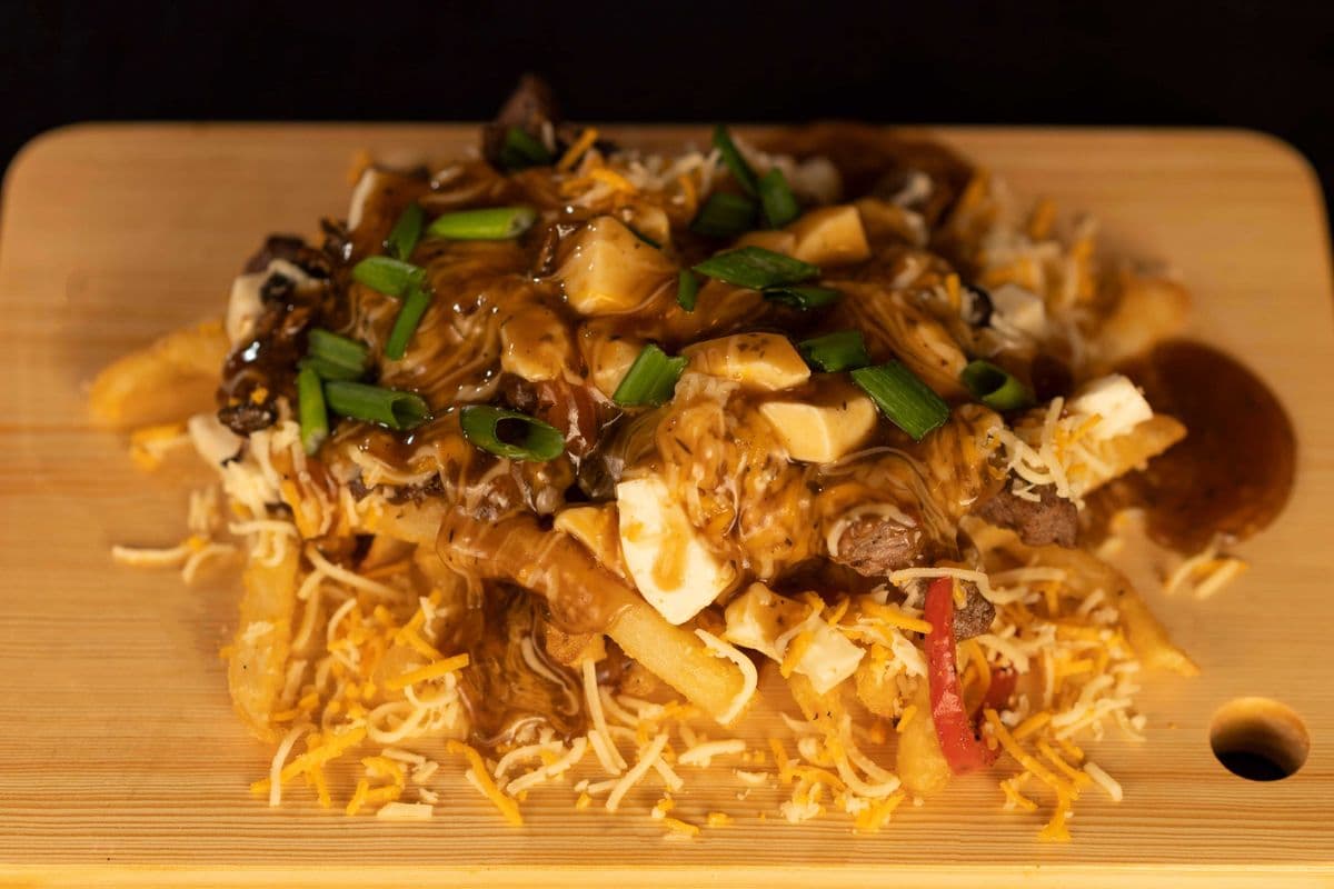 Outsiders Poutine