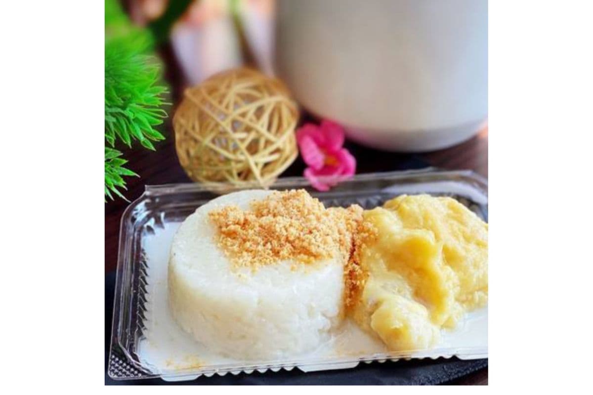 F9. Durian Sticky Rice with Coconut Milk 榴莲椰汁糯米饭