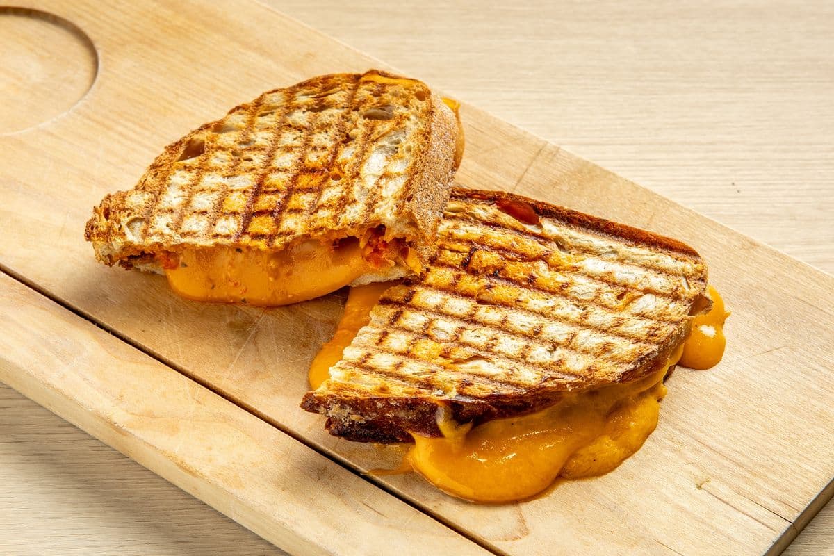 GRILLED CHEESE