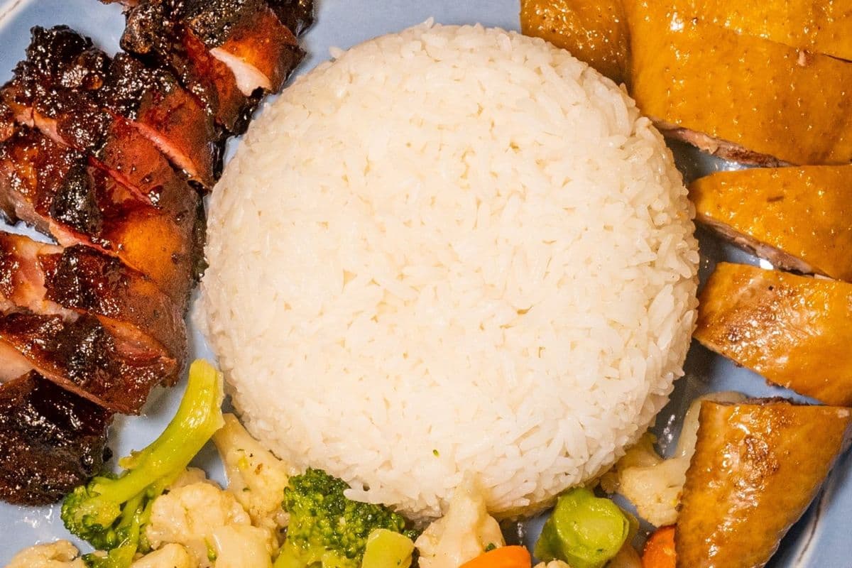 Poached Chicken and Char Siu with Rice 貴妃雞叉燒雙拼飯