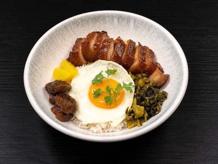 Combo G05 Braised Pork Belly Bento G05 紅燒肉飯 配菜套餐