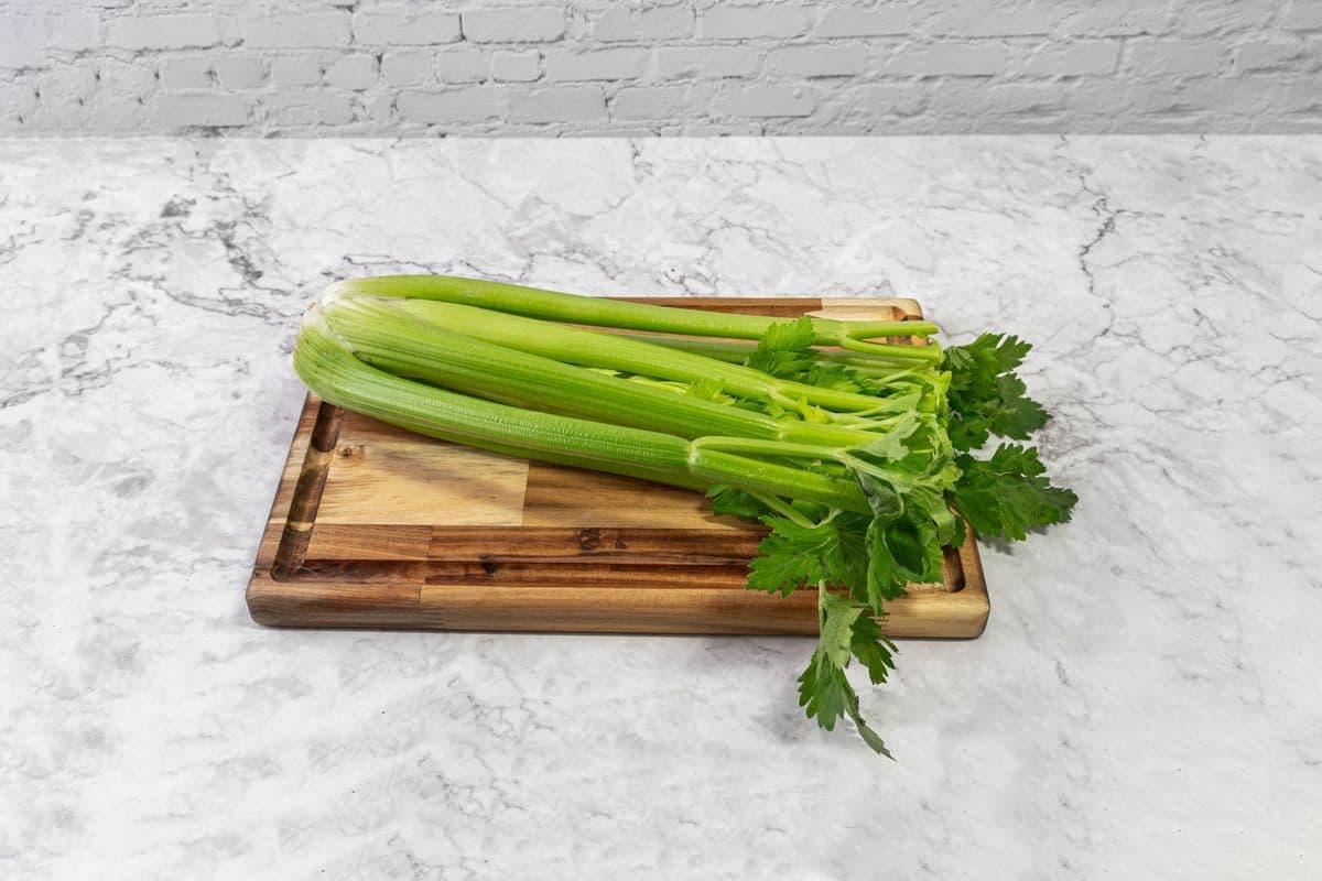 Celery Stalks (1 ea)