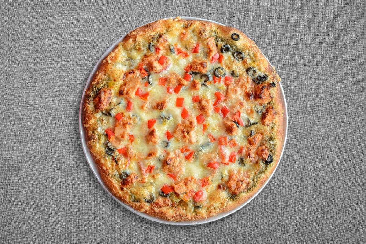 Medium Gourmet Chicken Pizza