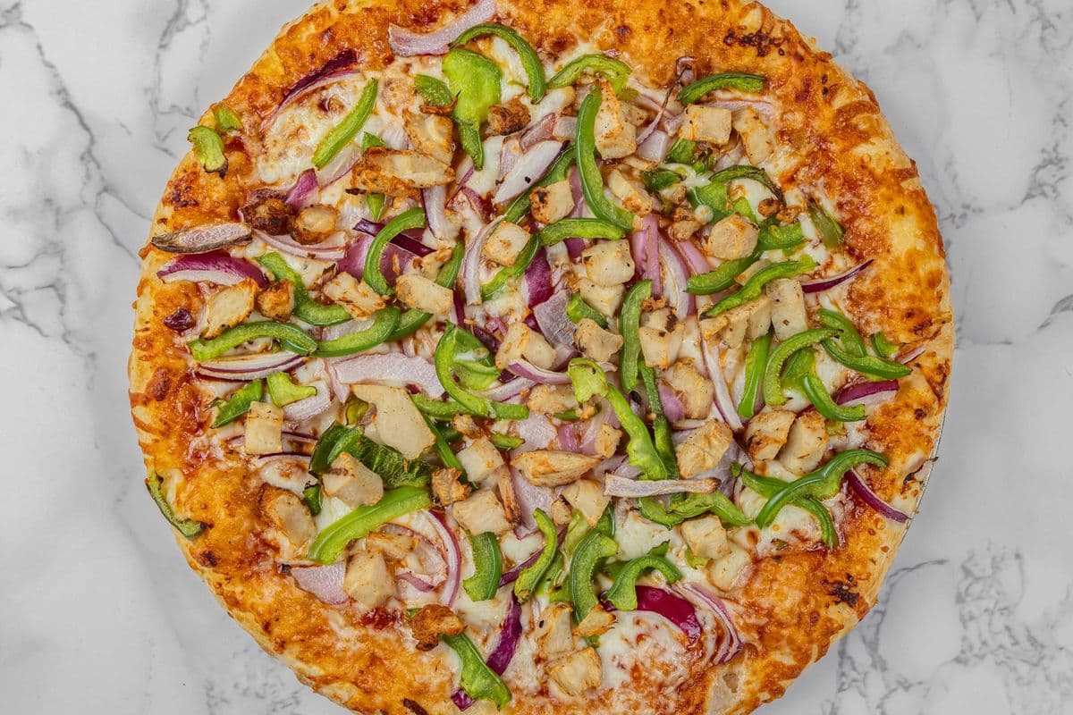 Butter Chicken Pizza (medium 12" pizza)