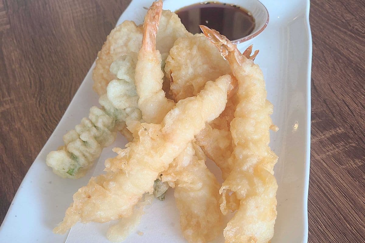 A7. Assorted Tempura (8 pcs)