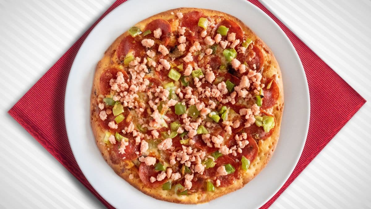 Large Proudly Canadian Pizza