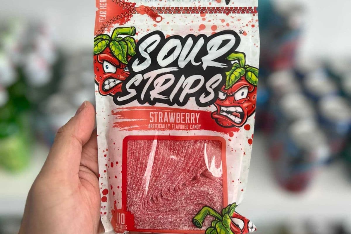 Sour Strips Strawberry - 96g