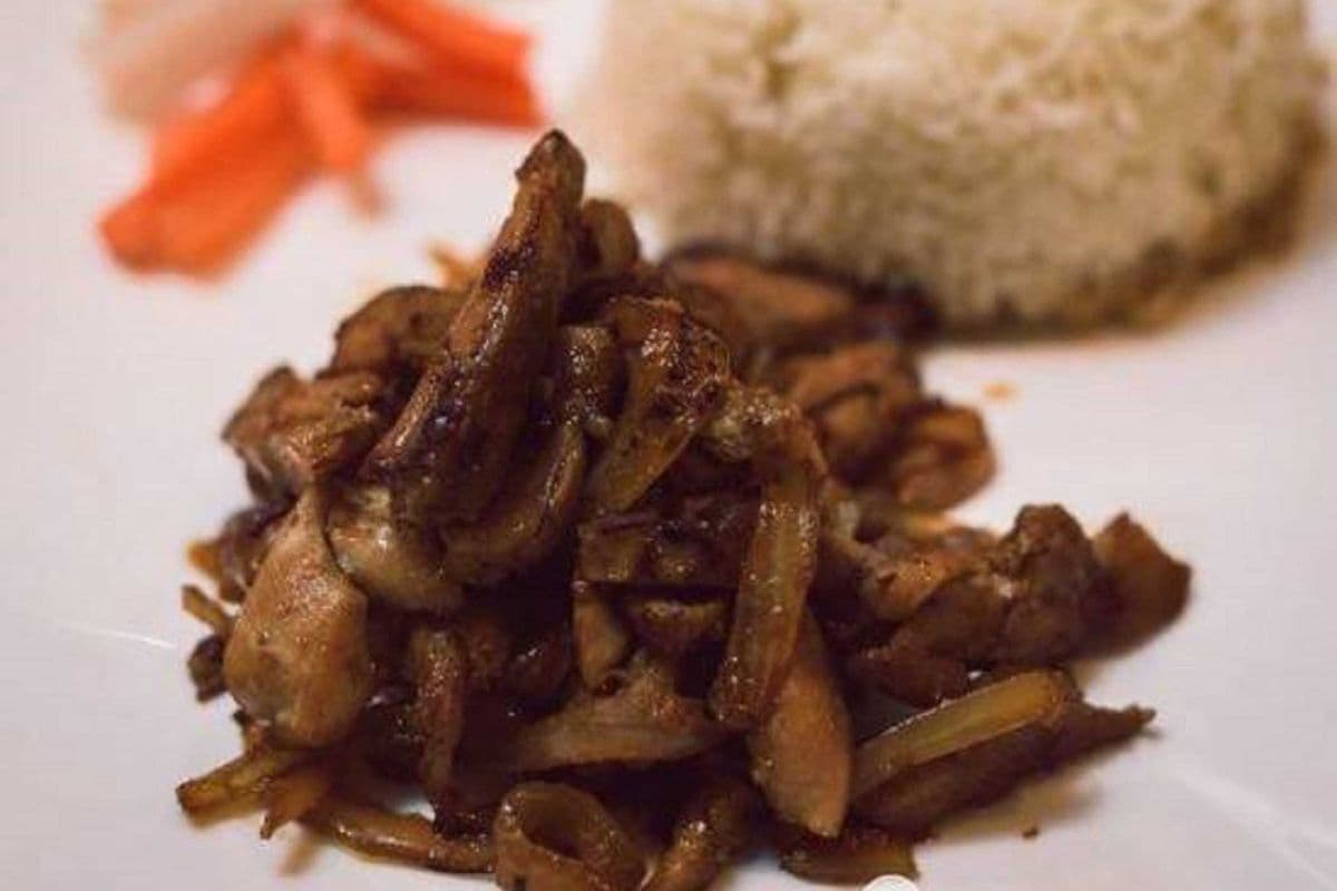 412. Spicy Lemongrass Chicken - Ga Xao Xa Ot