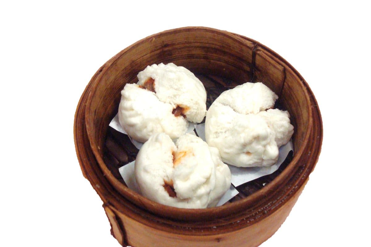 16. Barbecued Pork Rice Bun 蜜汁叉燒飽