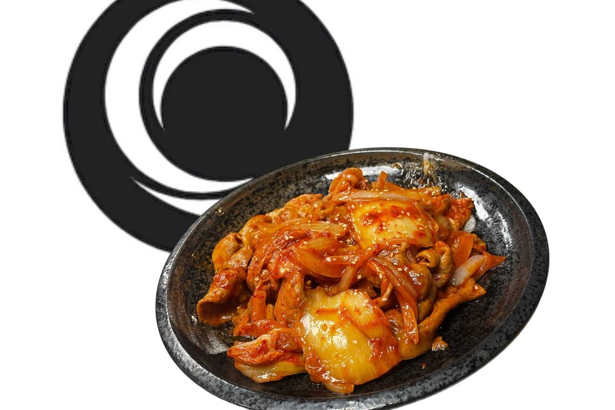 Buta Kimchi (Pork Kimchi Stir-Fry)