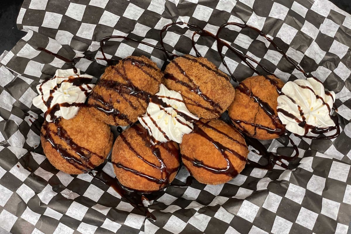 6 Deep Fried Mini Chocolate Bars