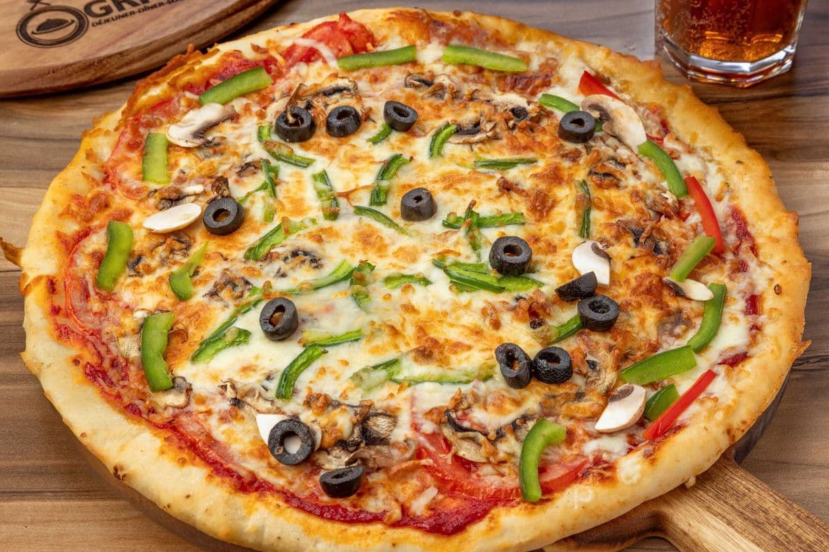 Pizza vegetarienne de luxe 12''