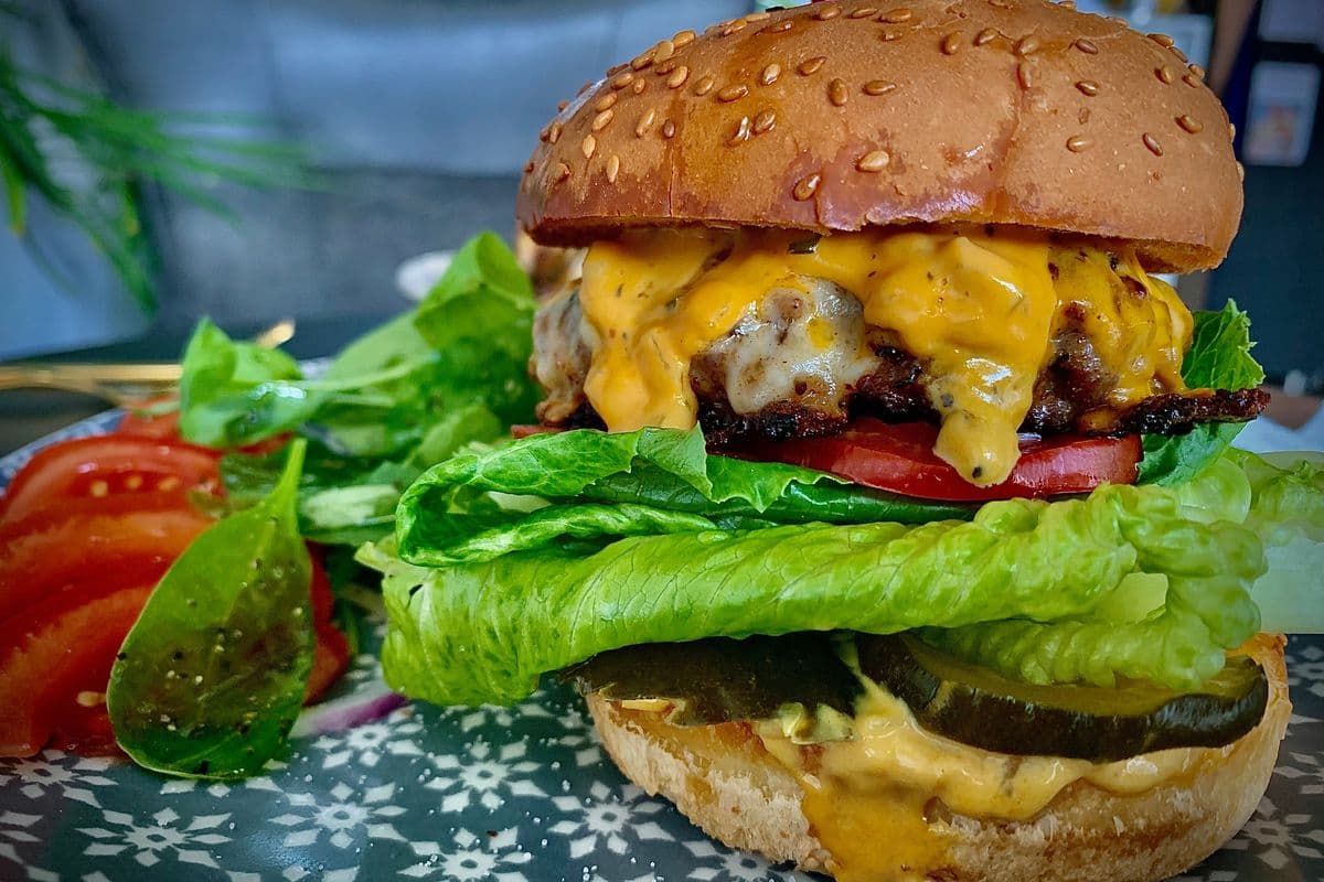 Bu Smashed Burger