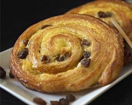 Danoise Crème Pâtissière et Raisins / Danish Custard and Raisin