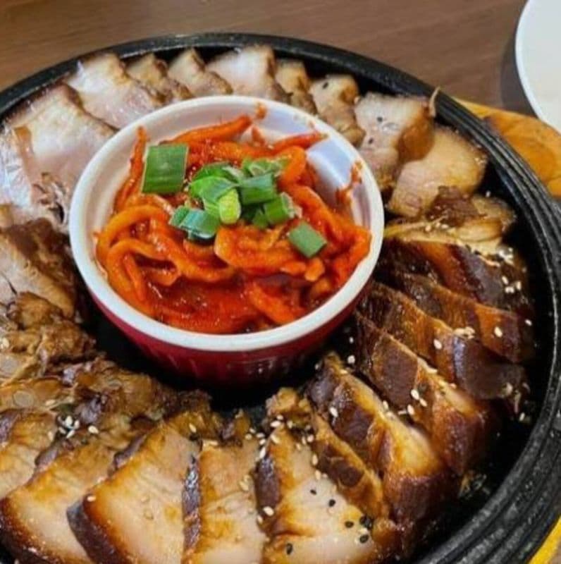 Boiled Pork (보쌈)