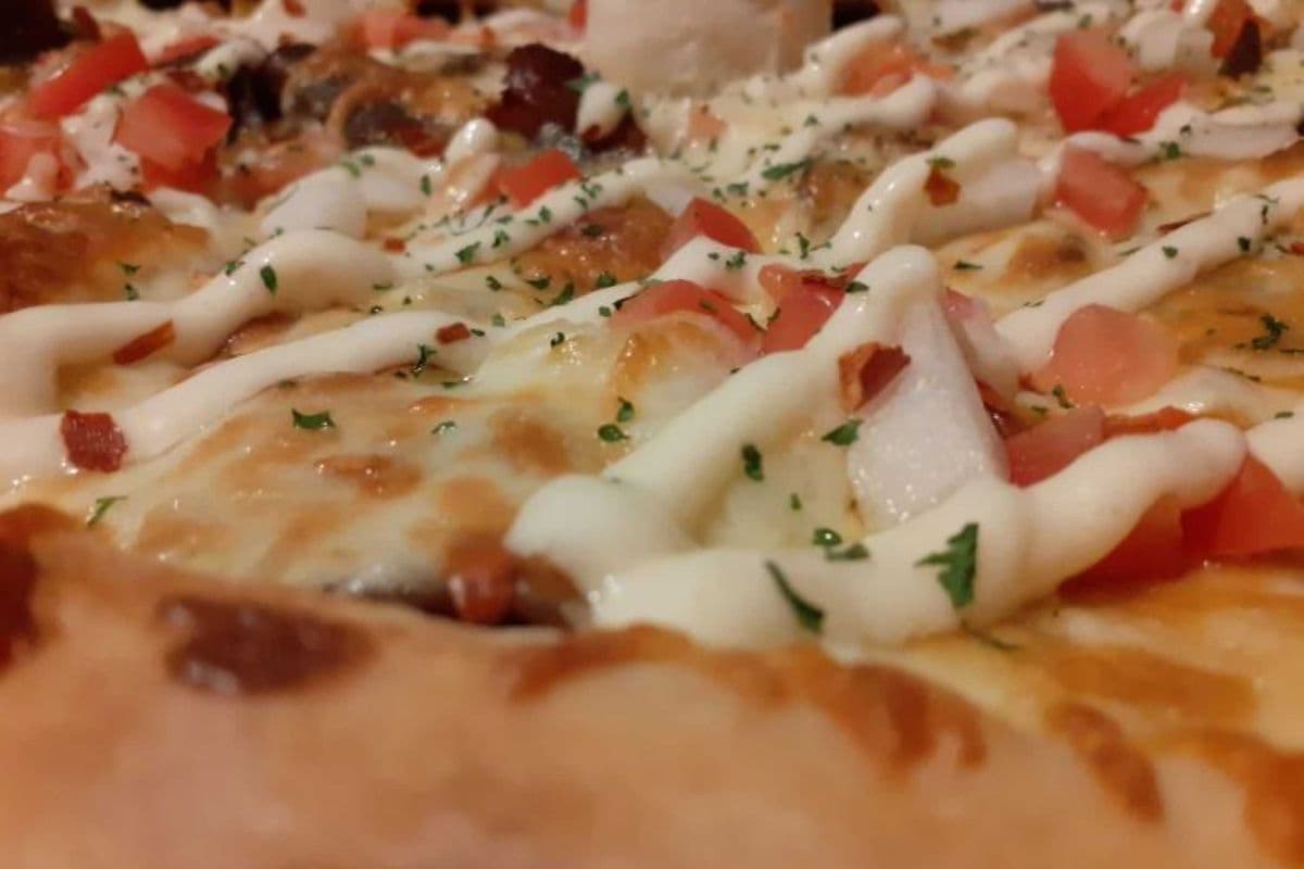 14" Donair Pizza