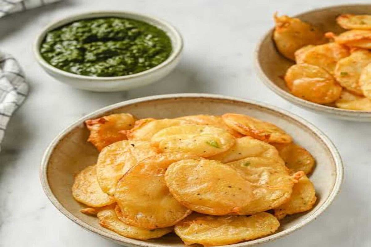 Aloo Pakoda (Potato Fritter) 1LB