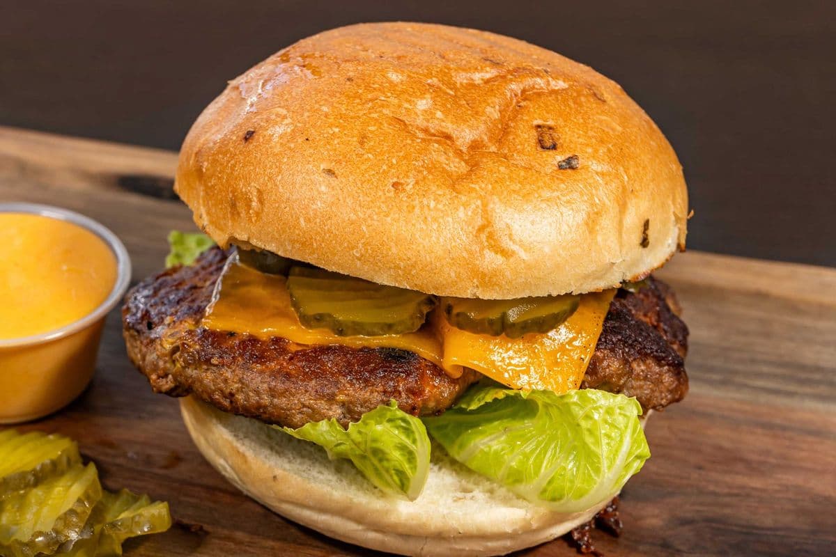 8oz Burger