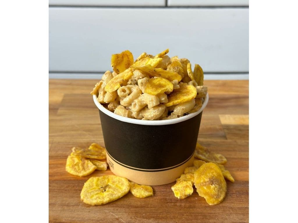 Jerk Mac and Cheeze *spicy!*