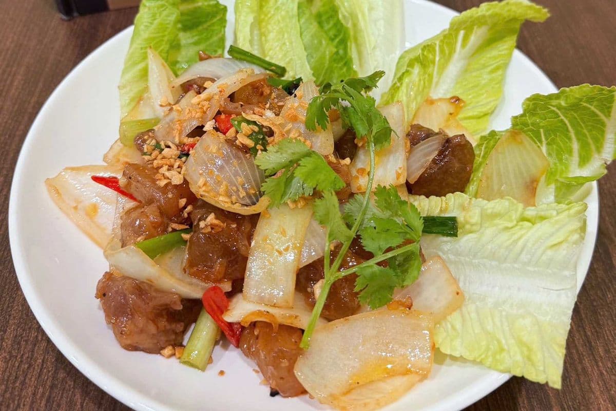 Beef Tendon Stir-fried In Satay Sauce (Gân bò xào sa tế)