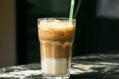 47. Café glacé expresso au lait condensé / Iced Espresso Coffee with Condensed Milk