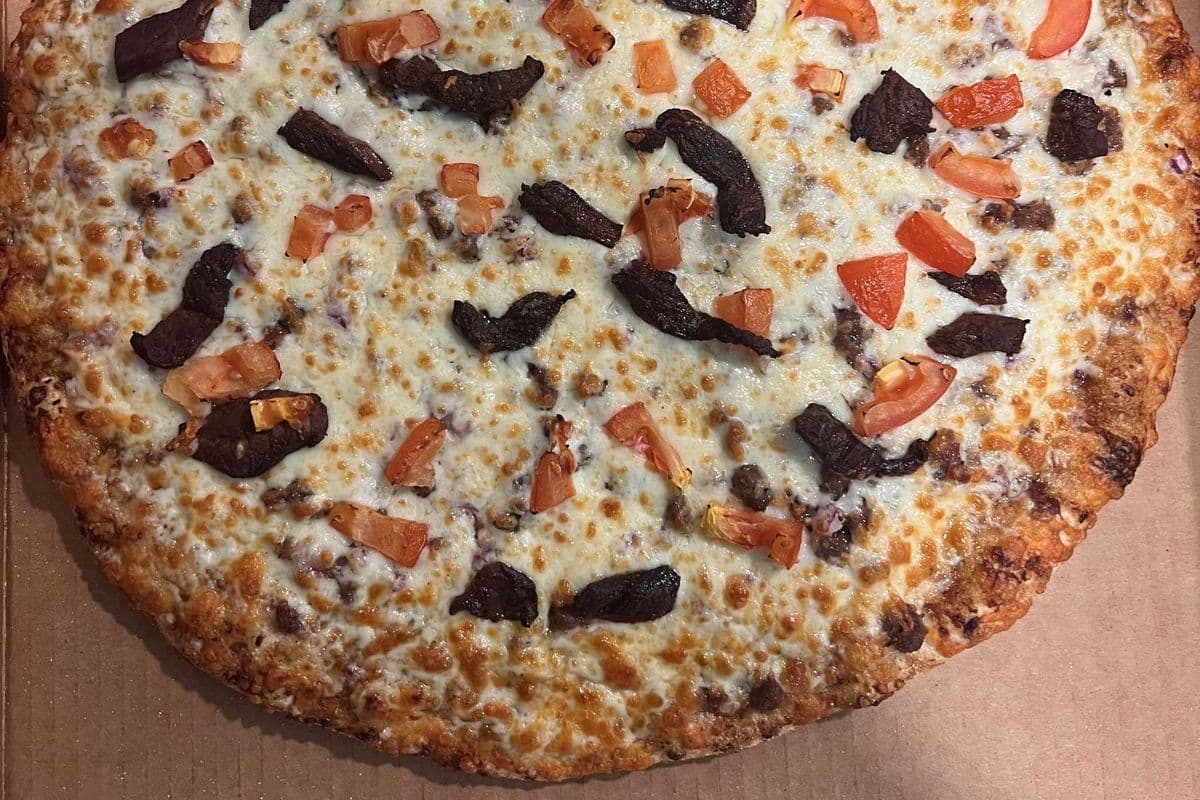 Steak Special Pizza