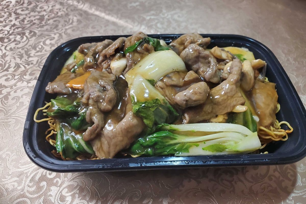 Beef and Vegetable Chow Mein