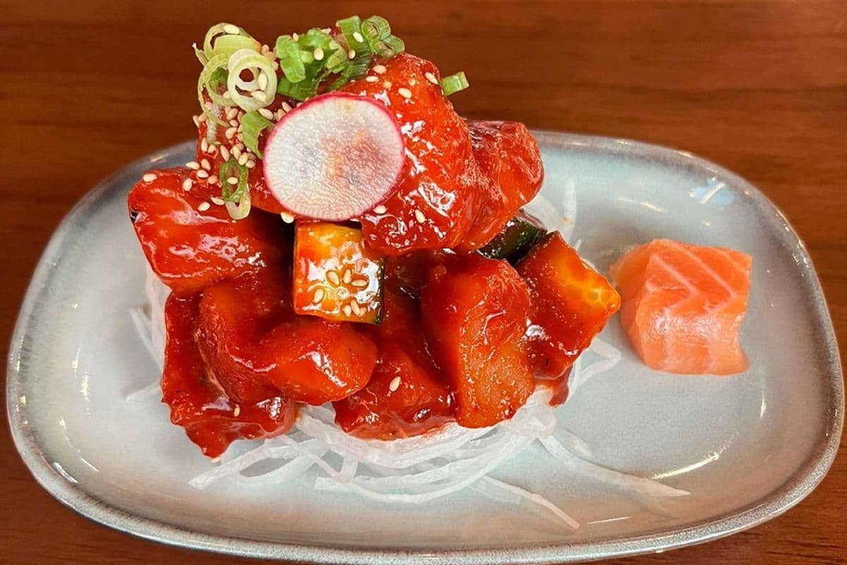 Spicy Salmon Sashimi