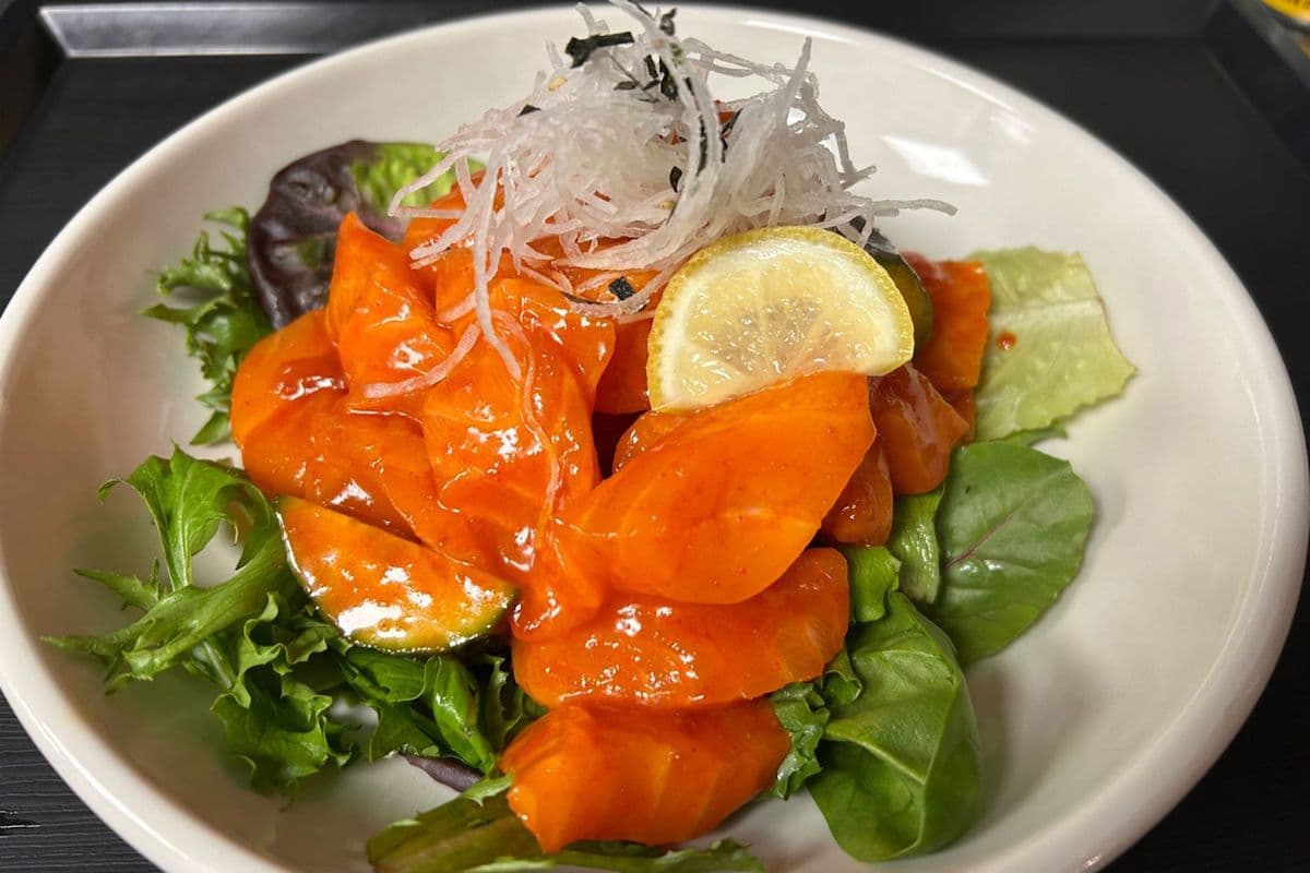 Spicy Salmon Sashimi